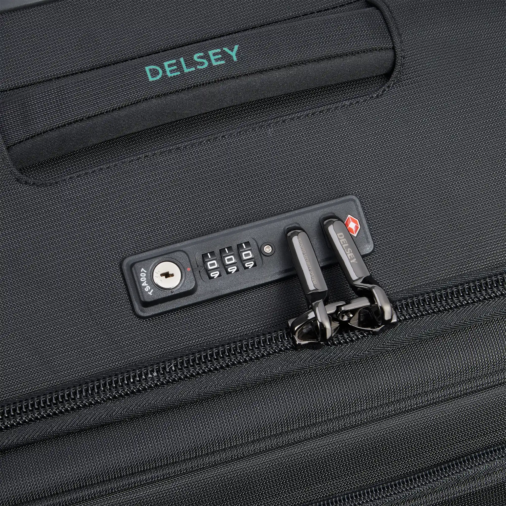 Helium DLX - 3-Piece Softside Luggage Set - Image 4