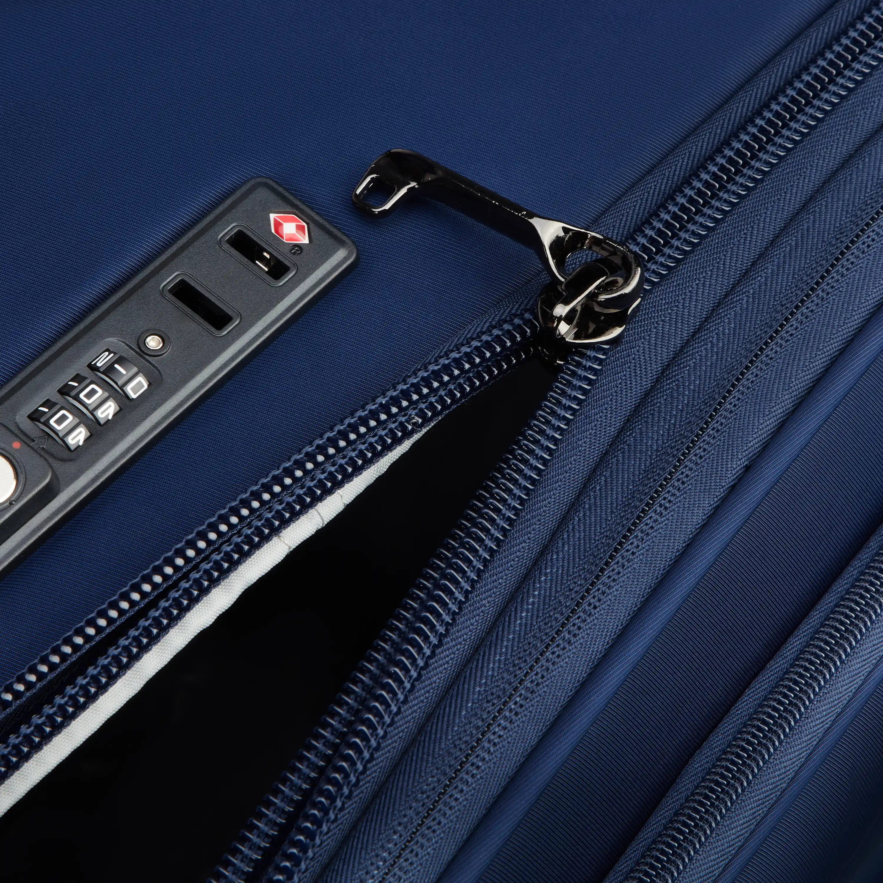CRUISE 3.0 - Softside Large Expandable Spinner - Image 20